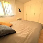 Grand T2 Dernier Etage Avec Garage A Moins De 300 M Du Centre Et Le Lavandou